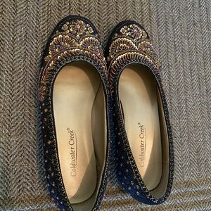 Coldwater Creek Navy and Gold Embroidered Flats